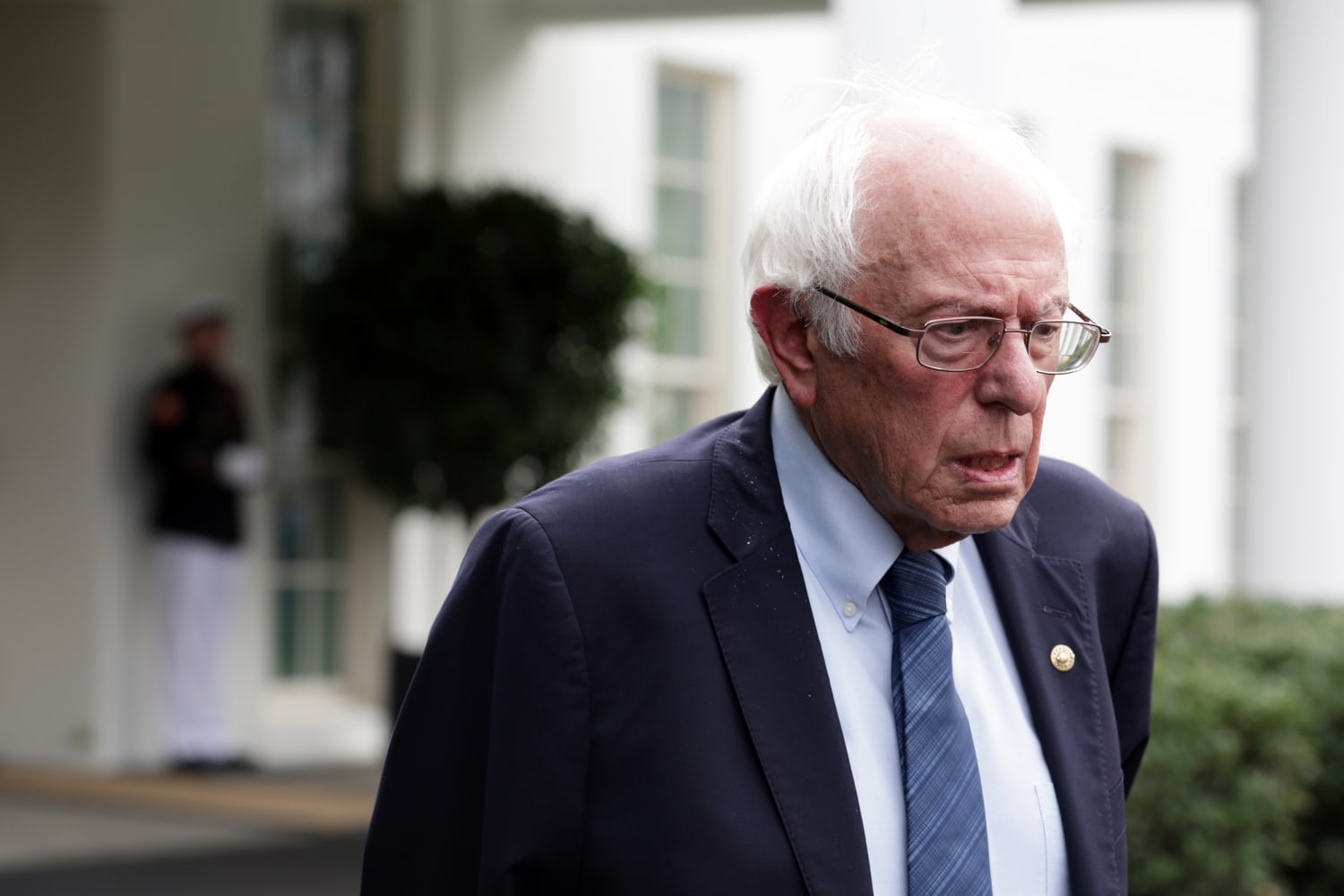 Sen. Bernie Sanders Introduces Bill to Implement 4-Day Workweek with No Pay Loss