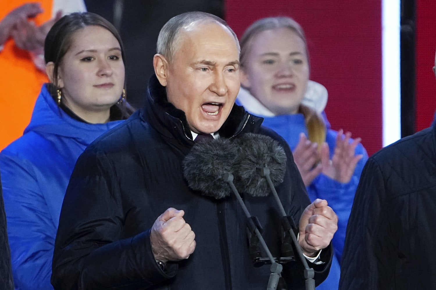 Putina ambīcijas Ukrainas karā parādās koncertā Krimā pēc viņa uzvaras vēlēšanās