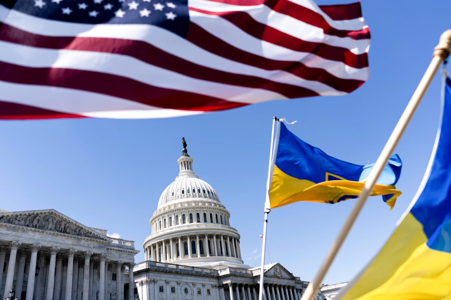 مجلس الشيوخ يجري تصويتًا تجريبيًا رئيسيًا على المساعدات لأوكرانيا وتمويل إسرائيل وحظر تيك توك