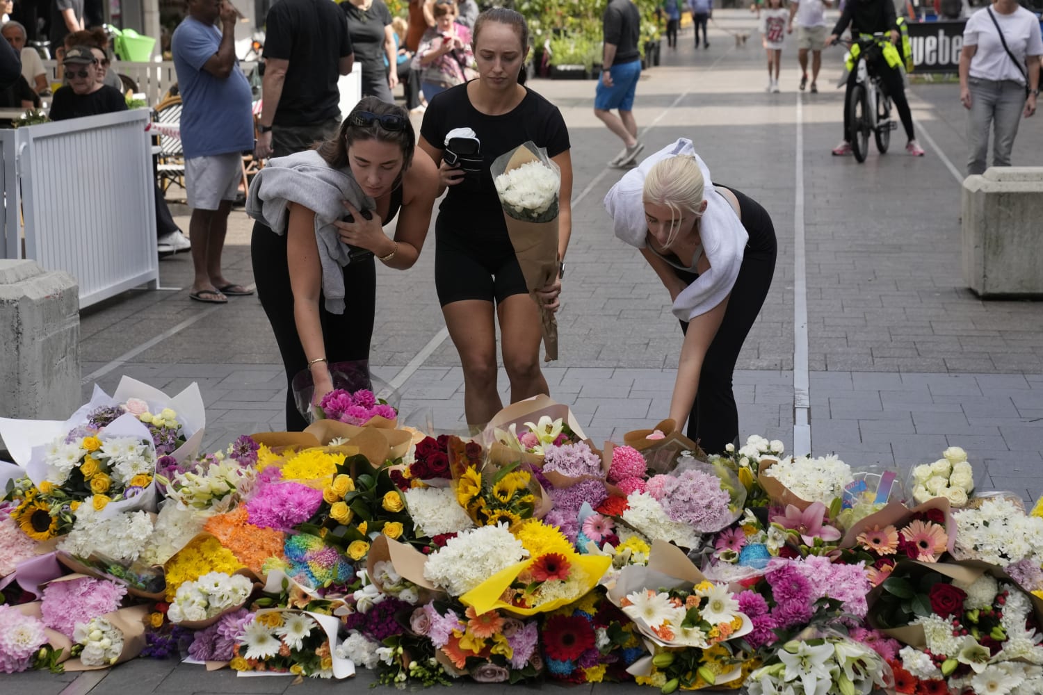 Identita útočníka ze Sydney, který ubodal k smrti 6 lidí, byla identifikována