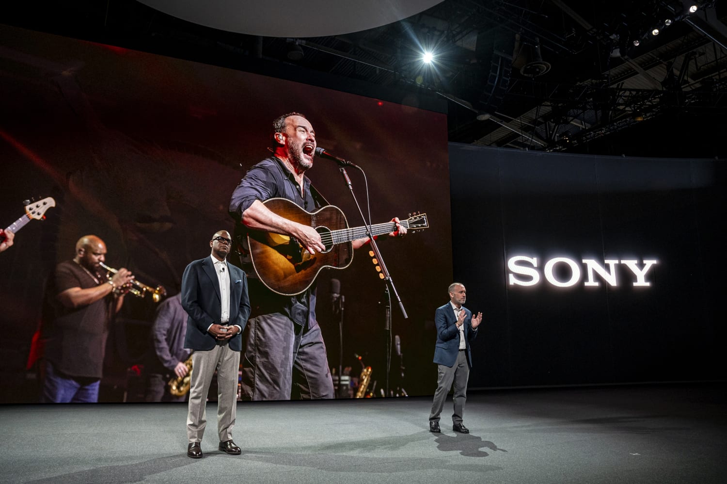 Sony Music Group alerta mais de 700 empresas contra o uso de seu conteúdo para treinar inteligência artificial