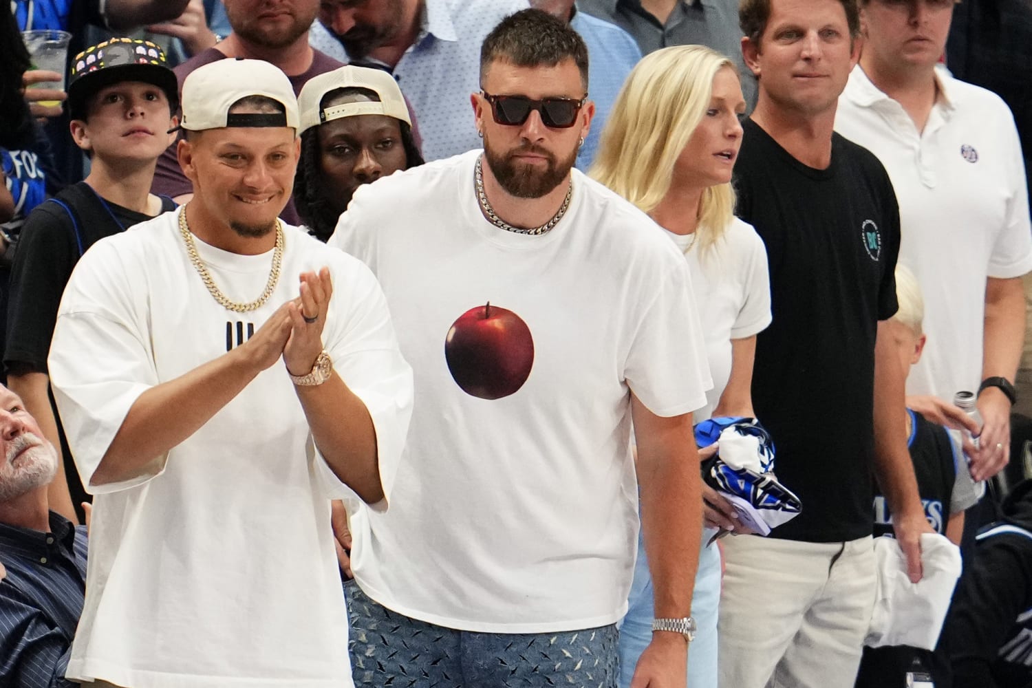 Dallas crowd boos Travis Kelce at NBA playoff with Patrick and Brittany  Mahomes