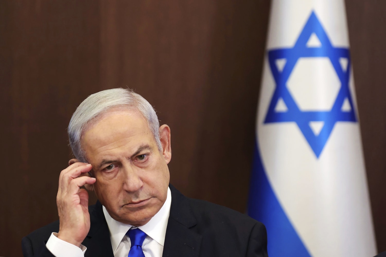 Netanyahu sólo aceptará un acuerdo de rehenes si las encuestas de opinión son buenas para él, dicen familias israelíes