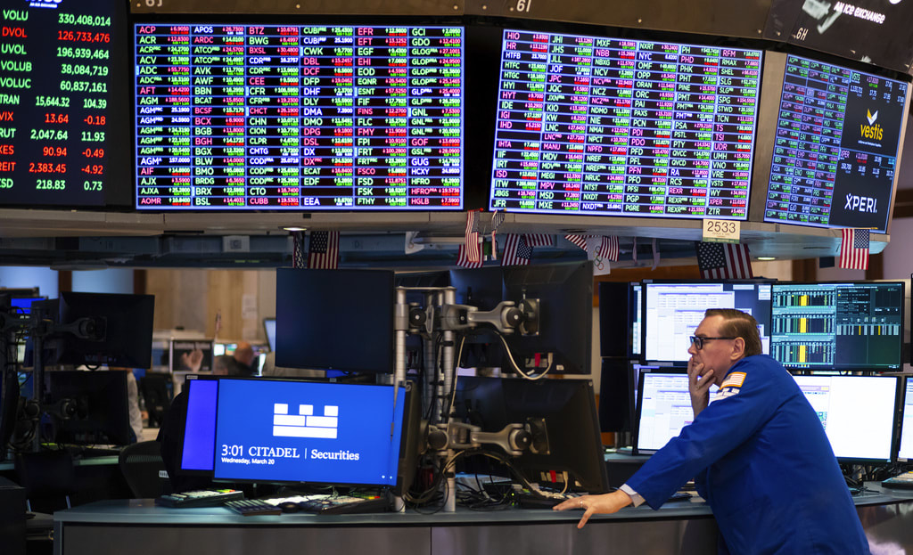 Il Dow Jones chiude per la prima volta sopra i 40.000 punti.  Il numero, anche se grande, significa poco