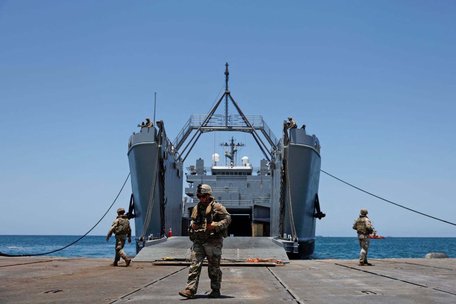 Journalists get a rare glimpse into the US military’s troubled dock system in Gaza