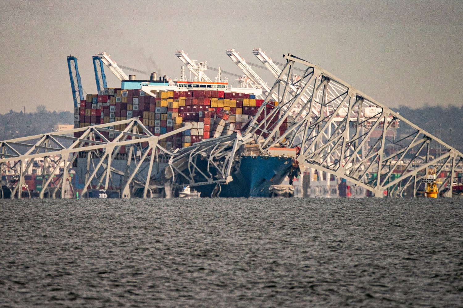邦楽 Collision Collapse Connection 2 Improperly placed wire label caused power outage on container ship