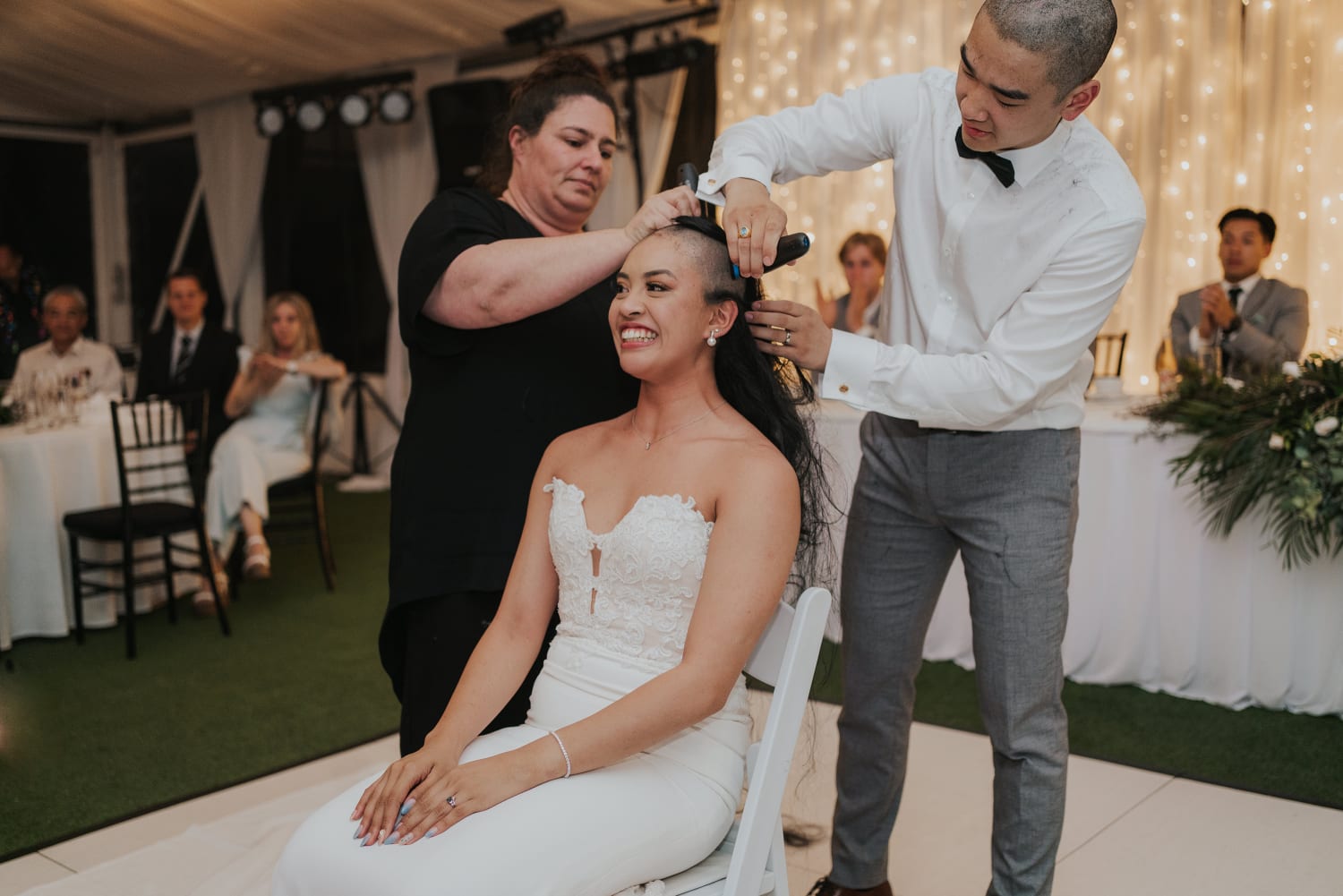 Wedding Razor Bride shaves head at wedding | Honestweddingadvice.com