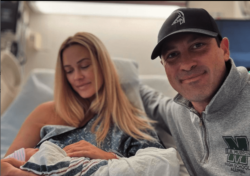 Peta Murgatroyd and Maksim Chmerkovskiy welcome their third child after '47 second' delivery 