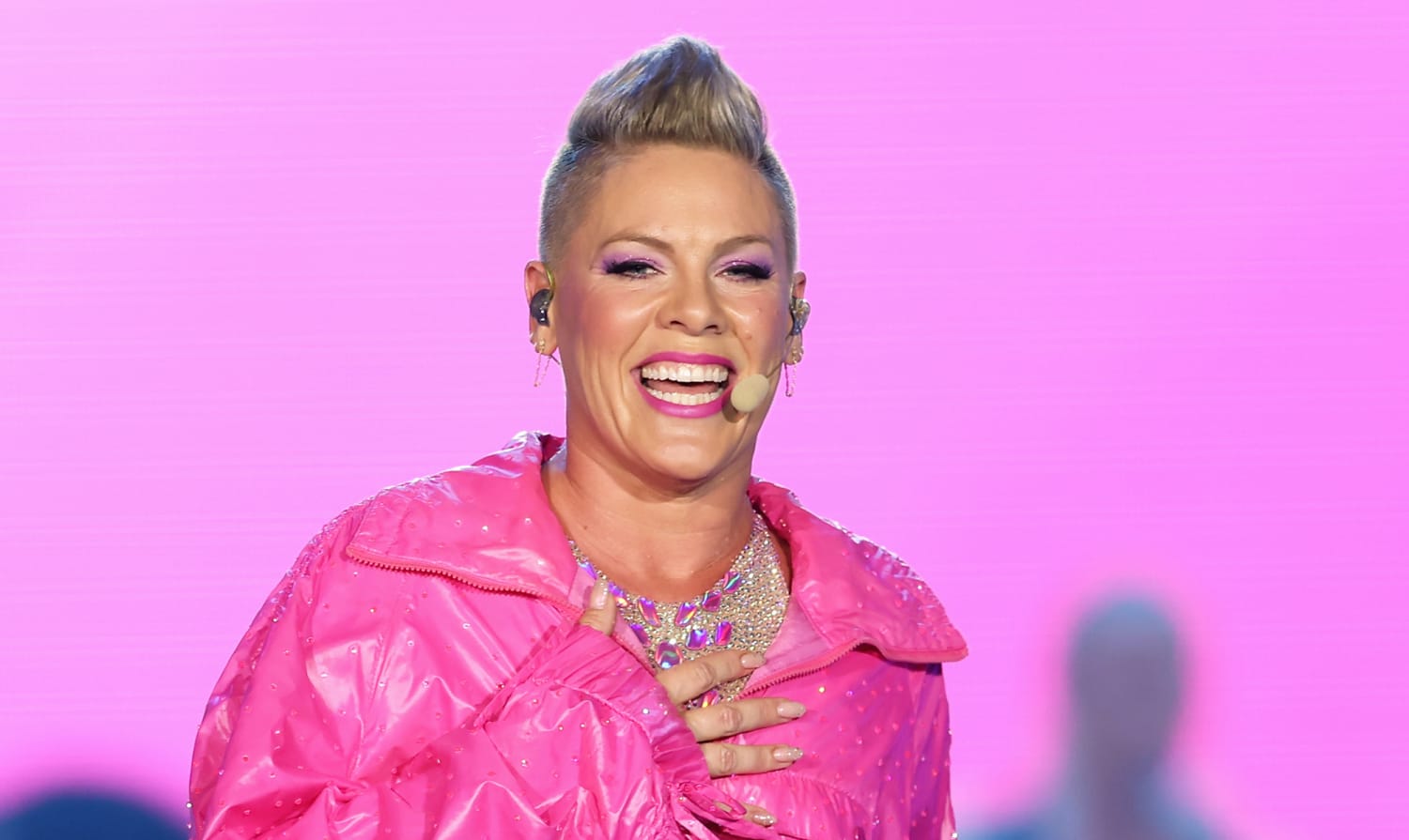 Pink (lovingly) 'fires' daughter Willow from her world tour
