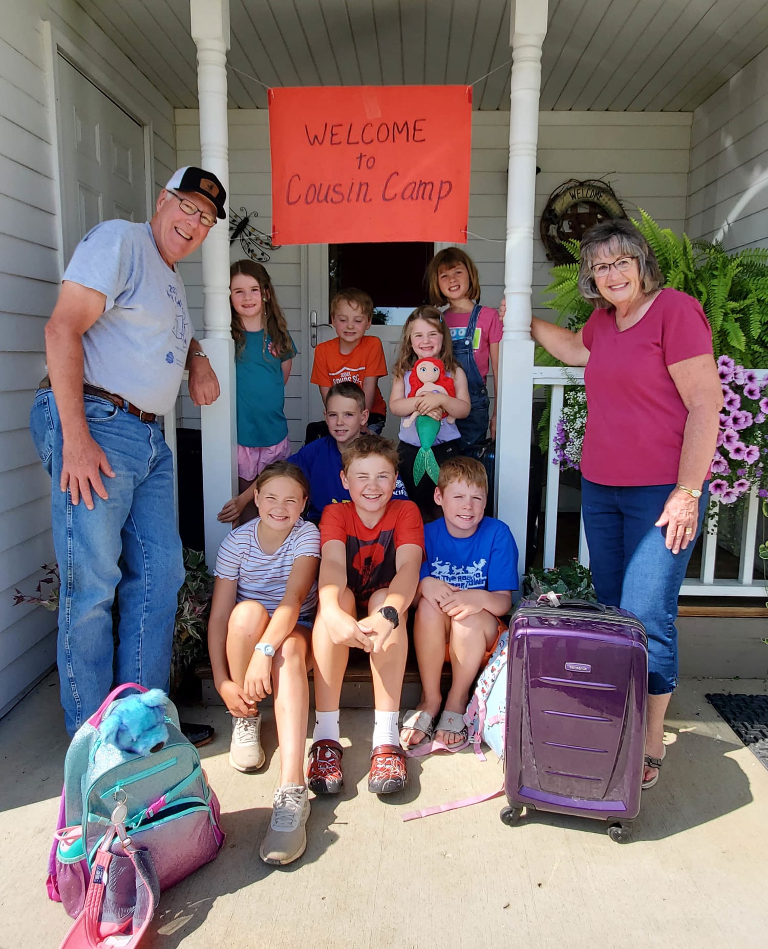 Touching Quotes about Cousins That Sum up Your Lifelong Friendship, image size:1500x1853