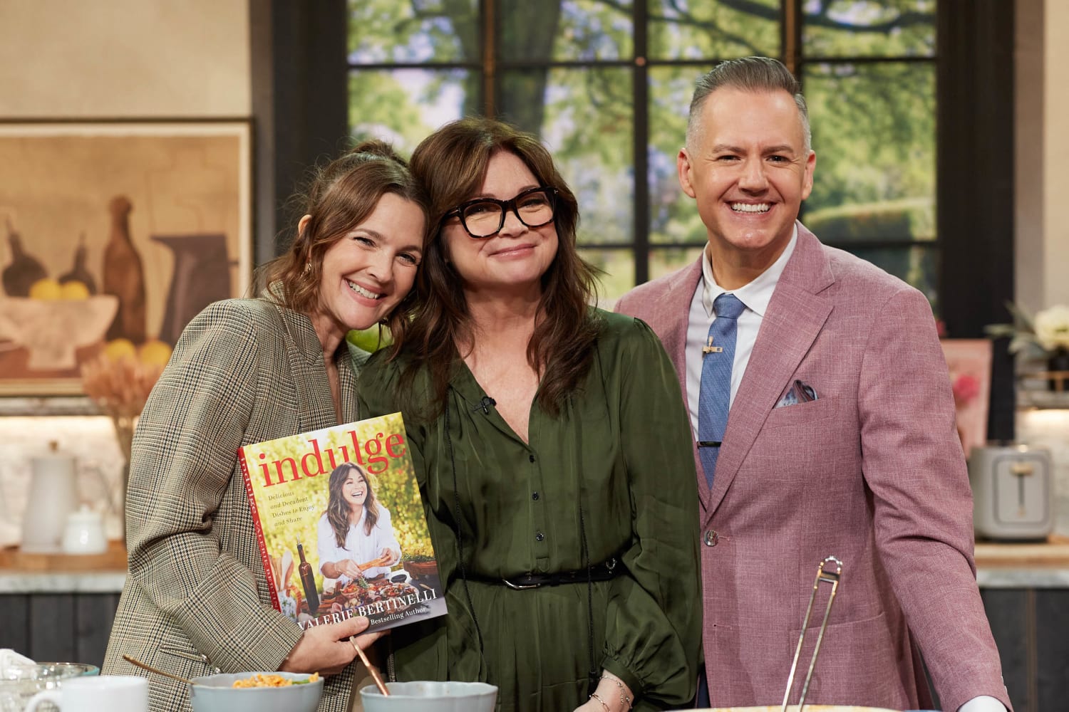 Valerie Bertinelli Joins 'The Drew Barrymore Show' as Lifestyle Expert, image size:1500x1000