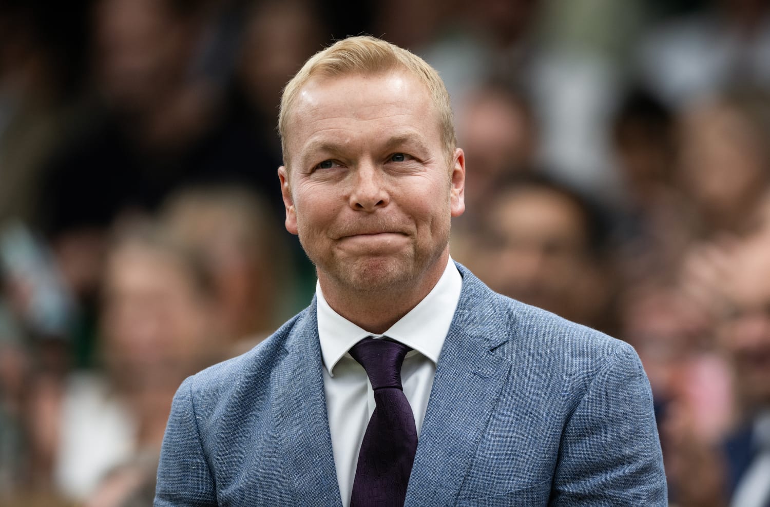 Six-time Olympic gold medal cyclist Chris Hoy reveals terminal cancer  diagnosis