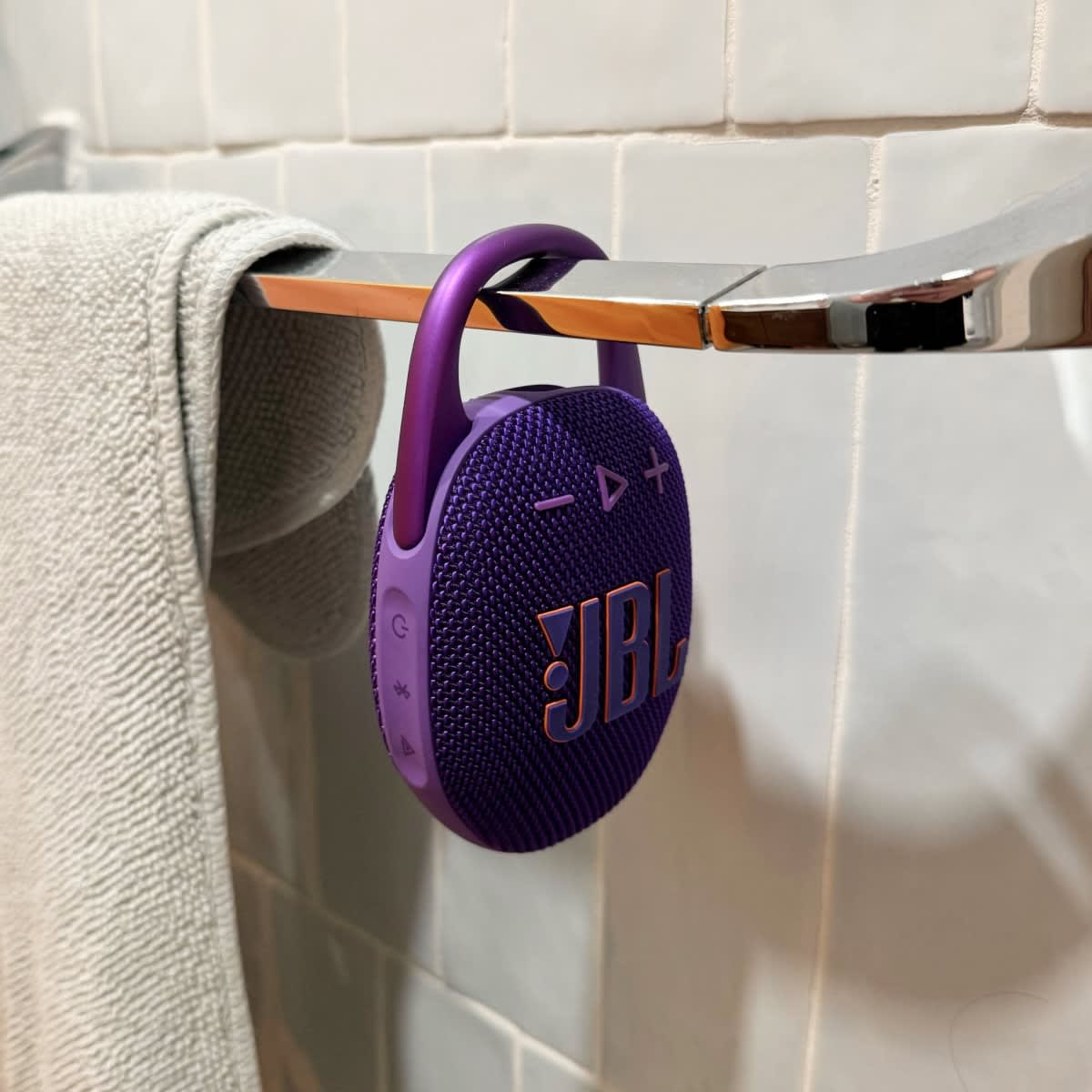 Jbl fashion clip 3 in shower