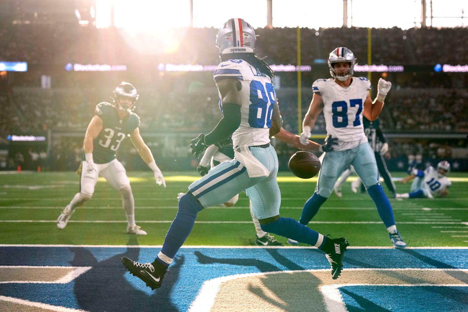 Cowboys owner Jerry Jones launches angry tirade after