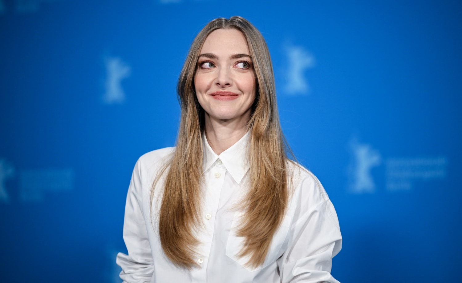 Amanda Seyfried shows pic of 4-year-old son's NSFW slippers