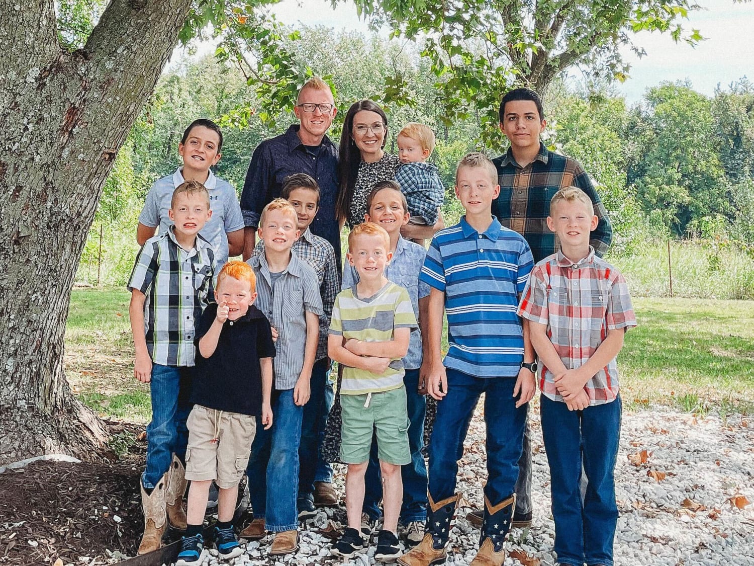 He had 7 boys. She had 4. Five weeks after meeting, a widow and widower tied the knot