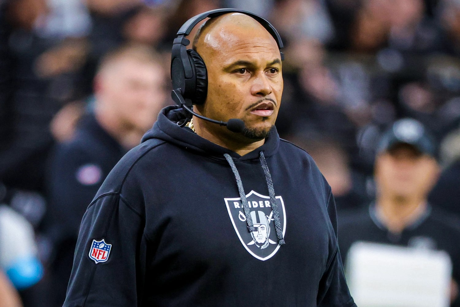 Raiders fire head coach Antonio Pierce after one season in full-time role