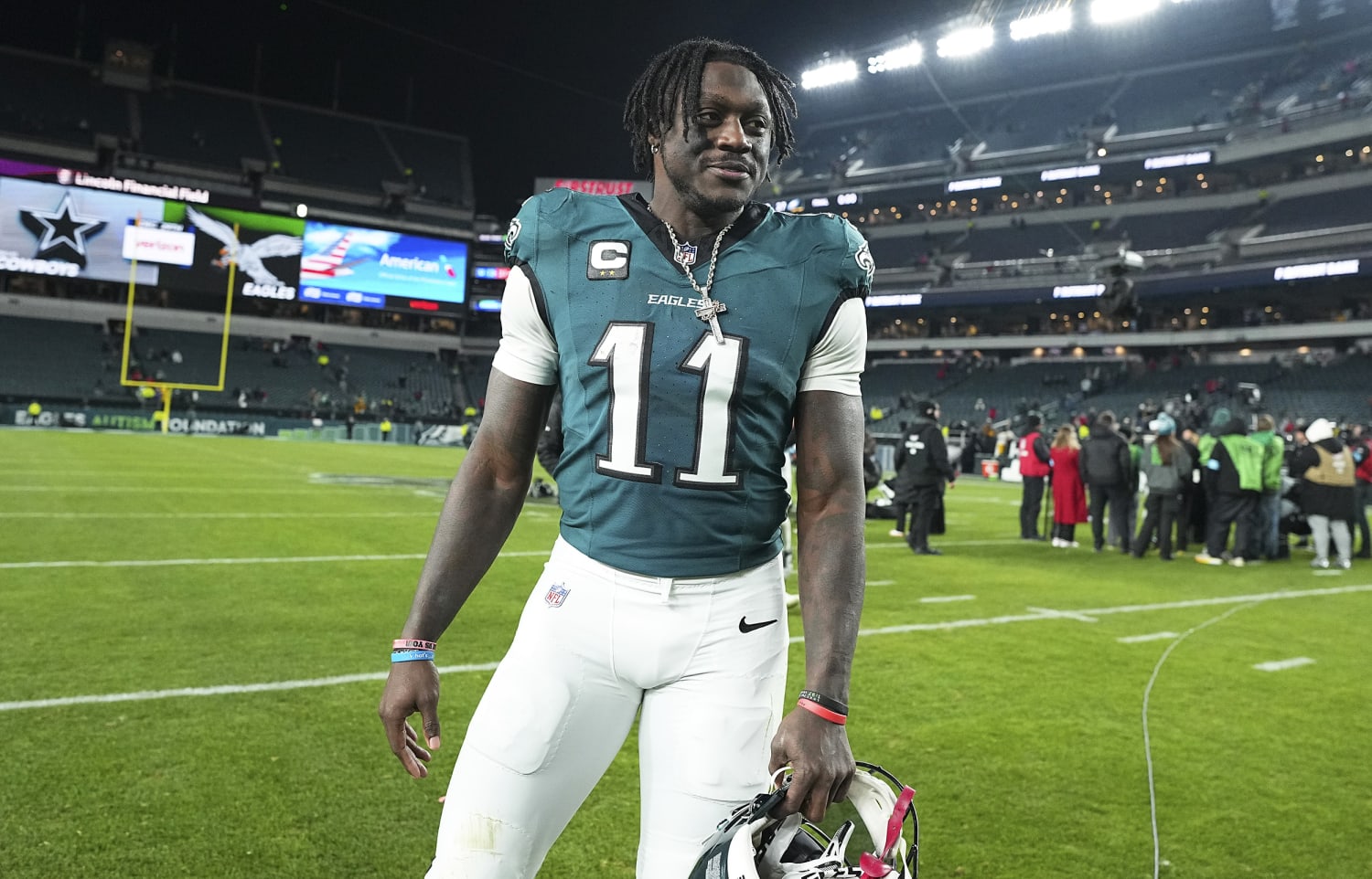A.J. Brown Was Reading 'Inner Excellence' During NFL Playoff Game