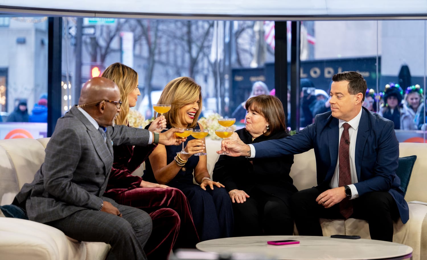 Watch Ina Garten toast to Hoda and her 'fabulous next chapter' on her last week at TODAY