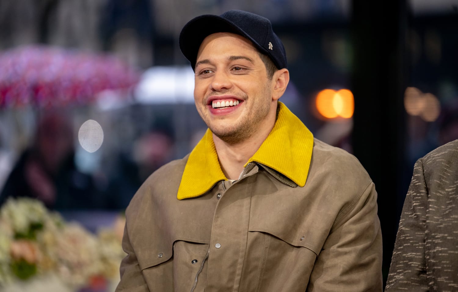 Pete Davidson Is Rolling Into Fatherhood ... Minivan and All