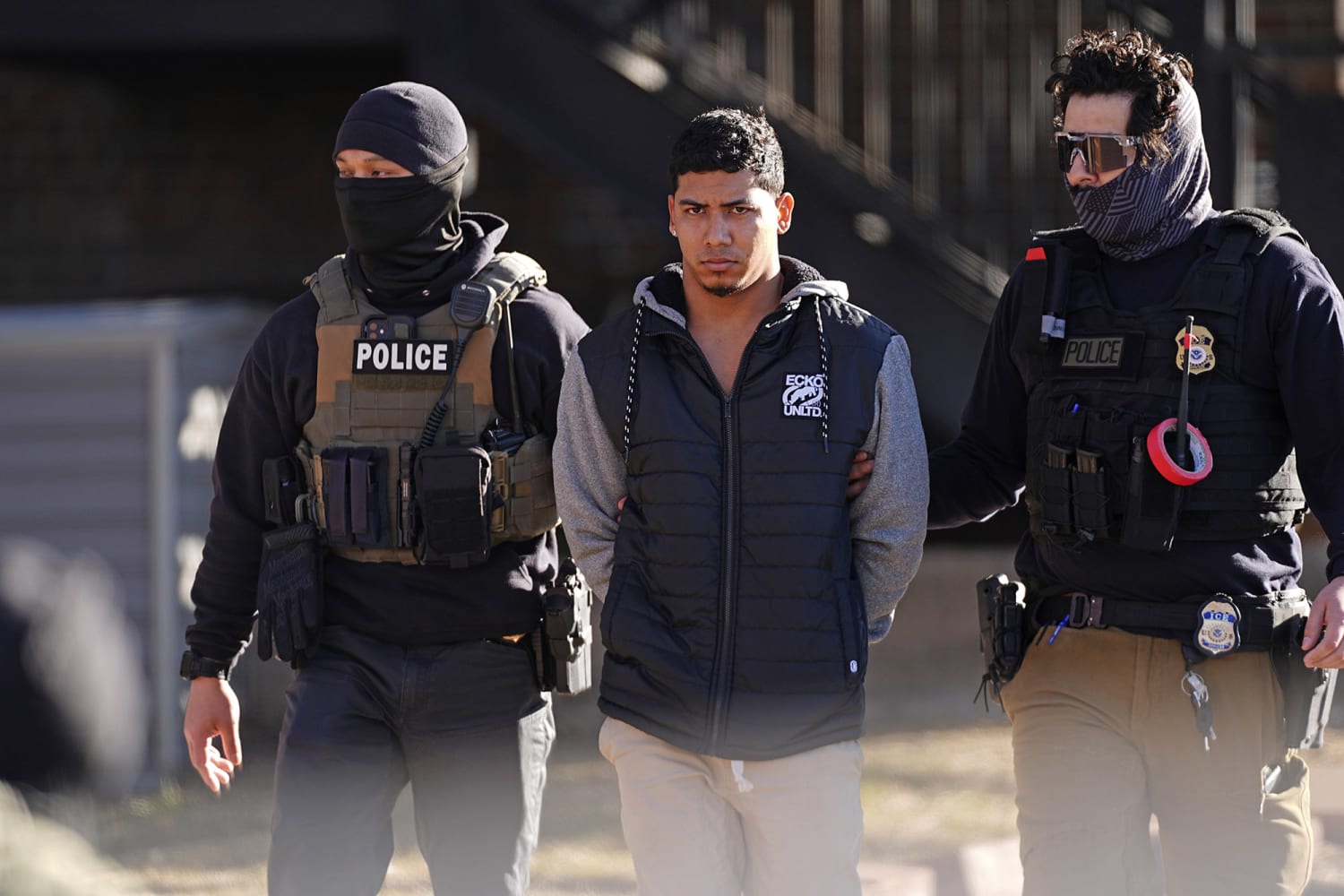 ICE raids Denver-area apartment buildings