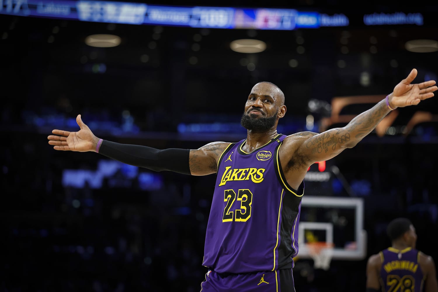 LeBron James keeps making NBA history with his latest ageless performance