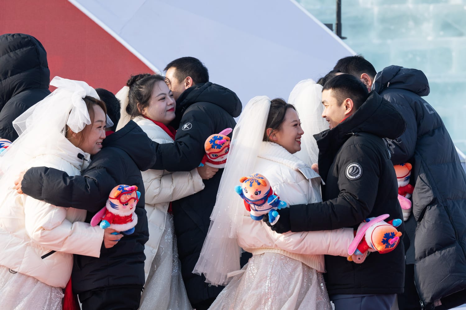 Marriages in China plunged by a record last year, fanning birthrate concerns