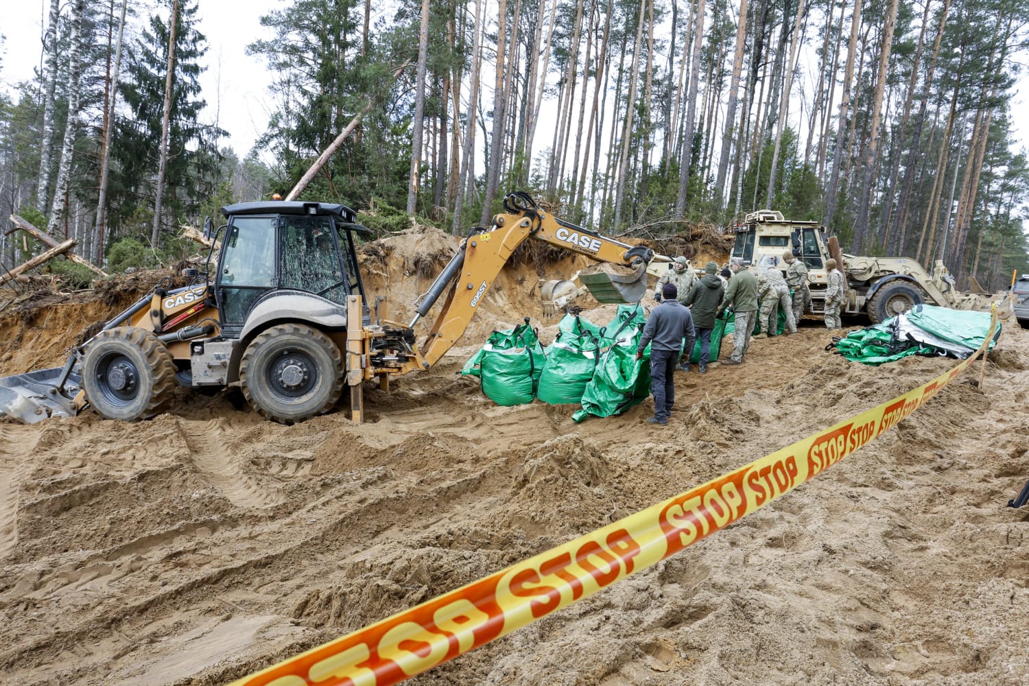 Specialized divers, additional equipment brought in amid ongoing