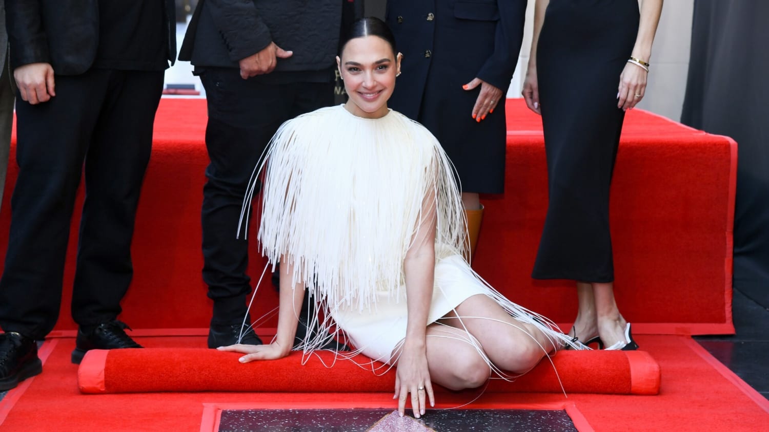 Gal Gadot recibió su estrella en el Paseo de la Fama de Hollywood, image size:1500x844