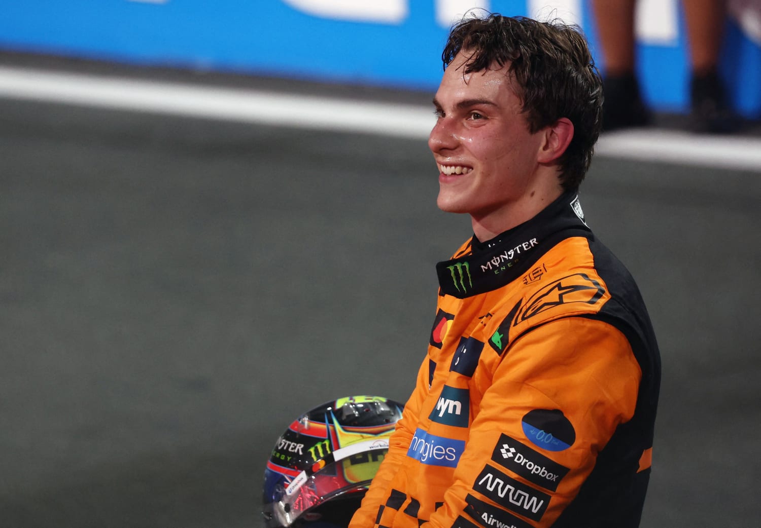 Oscar Piastri assume a liderança na batalha pelo campeonato de F1 após vencer na Arábia Saudita