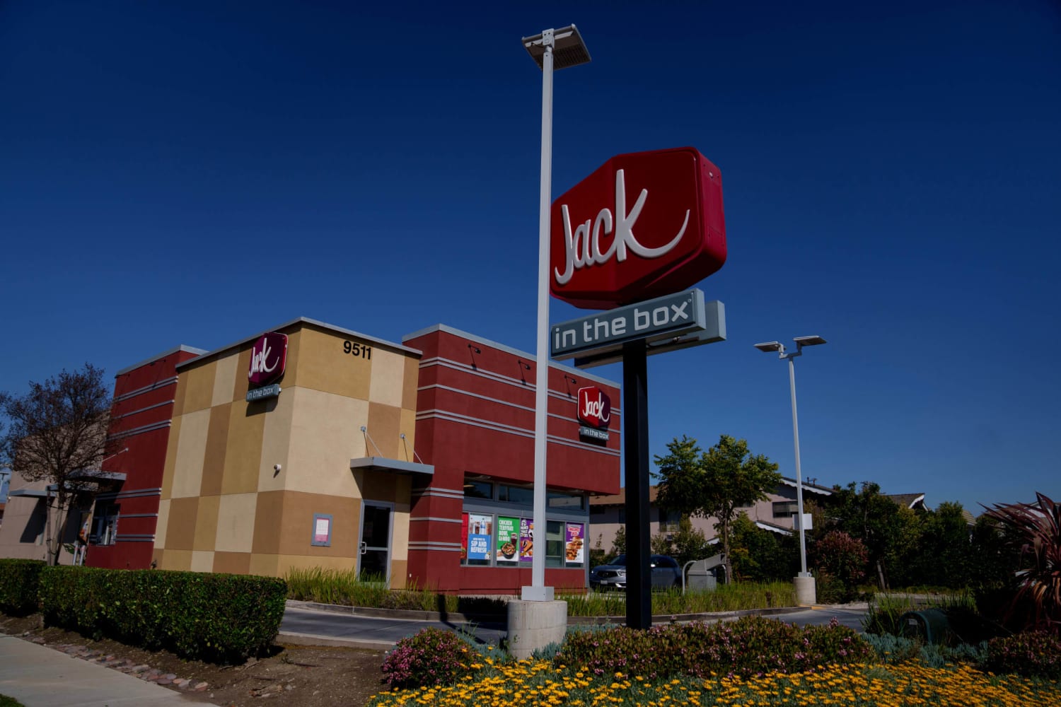 Jack in the Box plans to close up to 200 'underperforming' restaurants