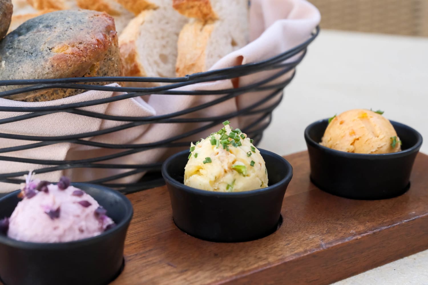 It began with beer and wine. Now, food flights are taking off