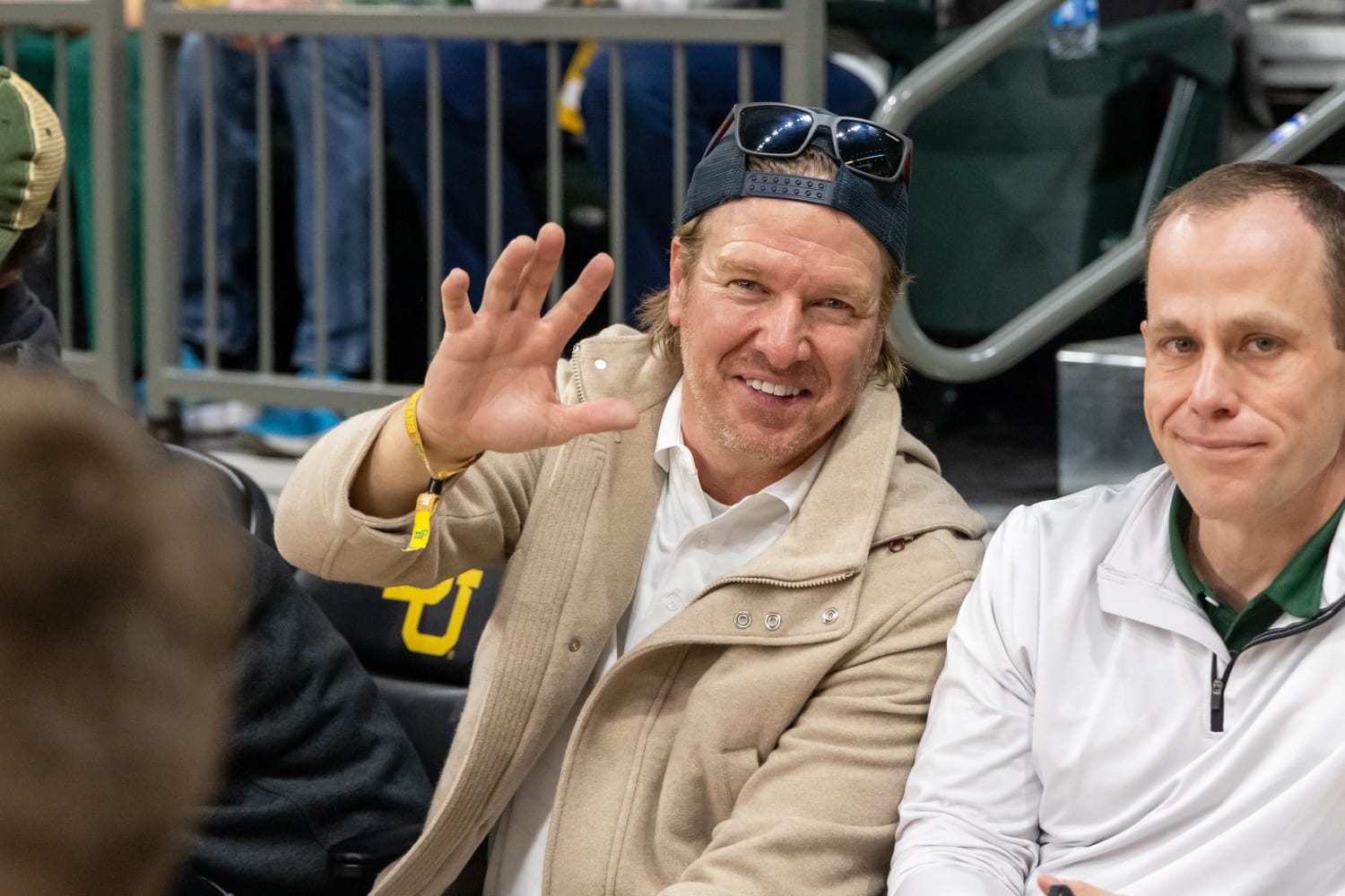 'Fun Dad' Chip Gaines Takes an Epic Road Trip With All 5 Kids: See the Video