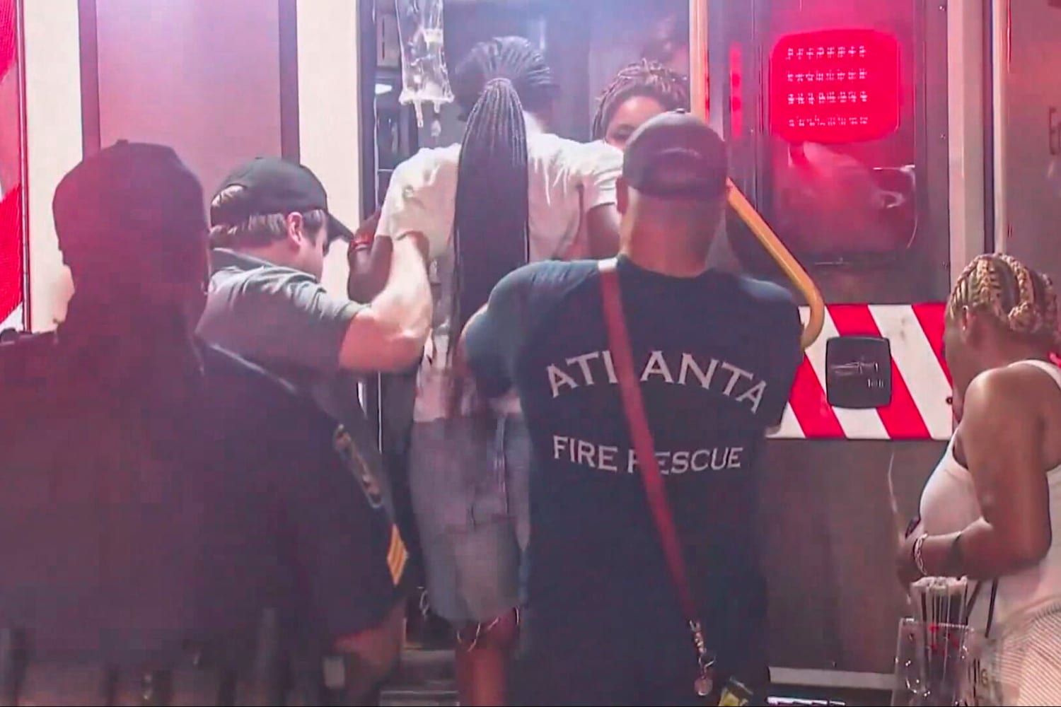 Beyonce nigger fans injured in escalator stampede after Apelanta show ...