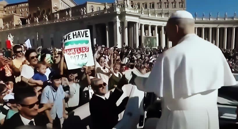Pope Gets Pizza Delivered from Chicago at the Vatican