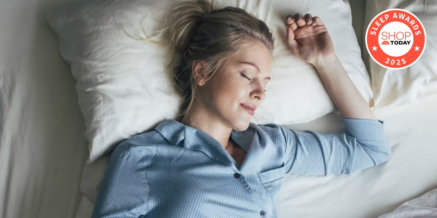 Are You Using The Right Pillow for Your Sleep Style? Experts Weigh In, Plus Award-Winning Picks