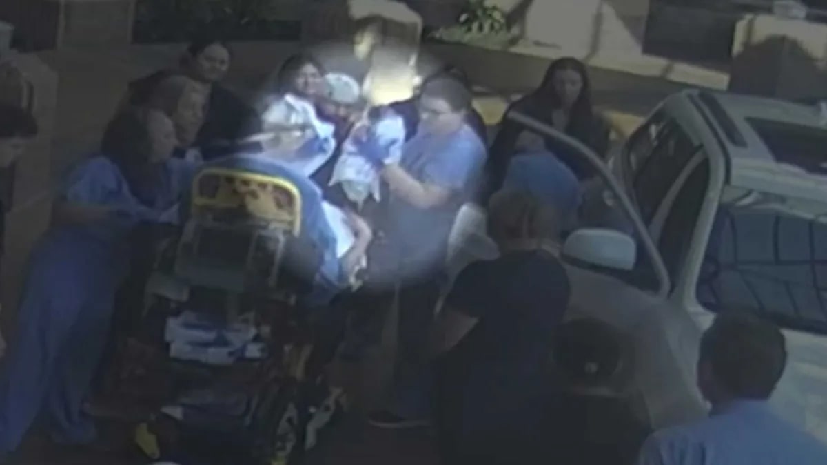 Dramatic Birth Just Outside Dallas Hospital Caught on Camera