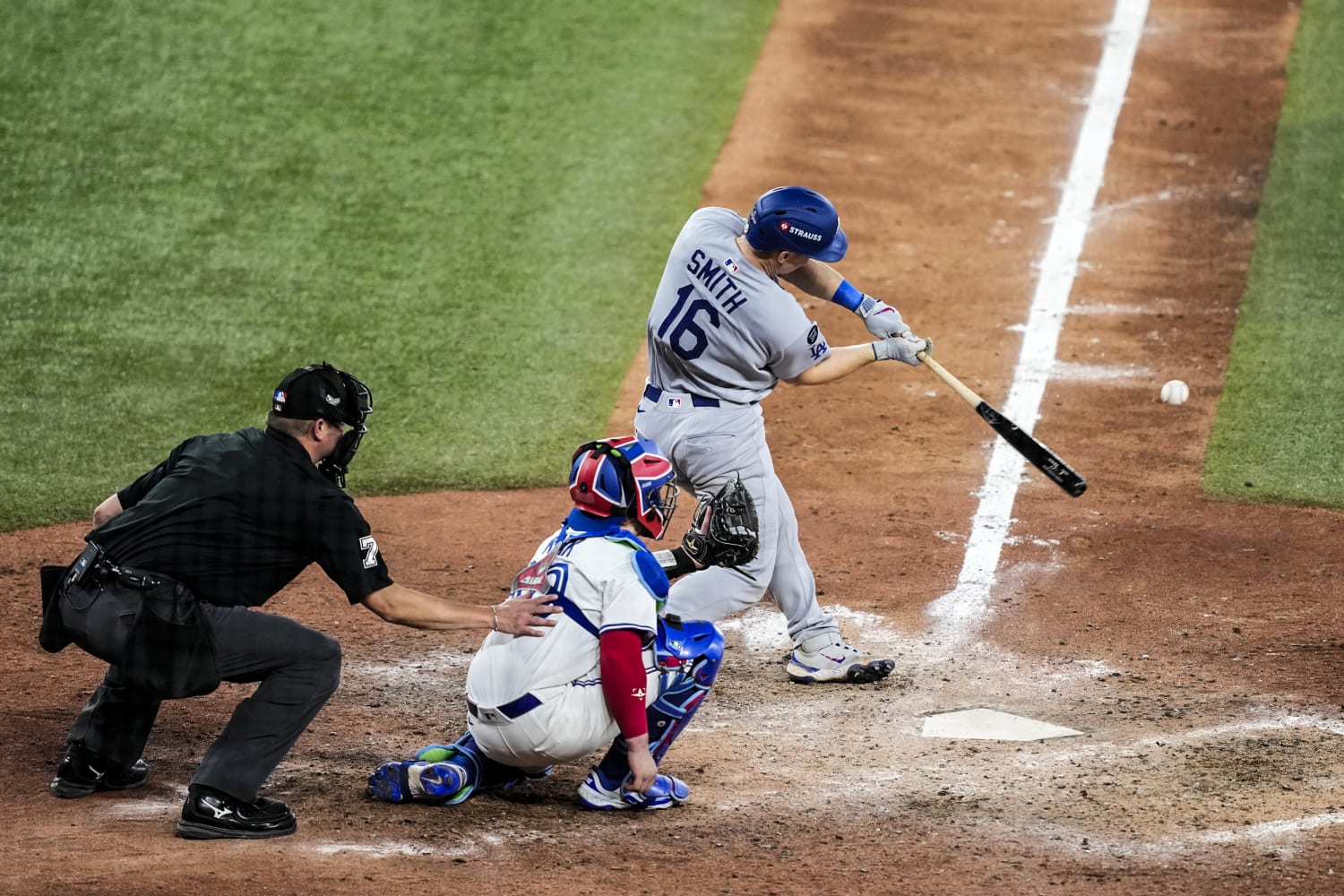 World Series Game 7 home run balls expected to exceed $1 million