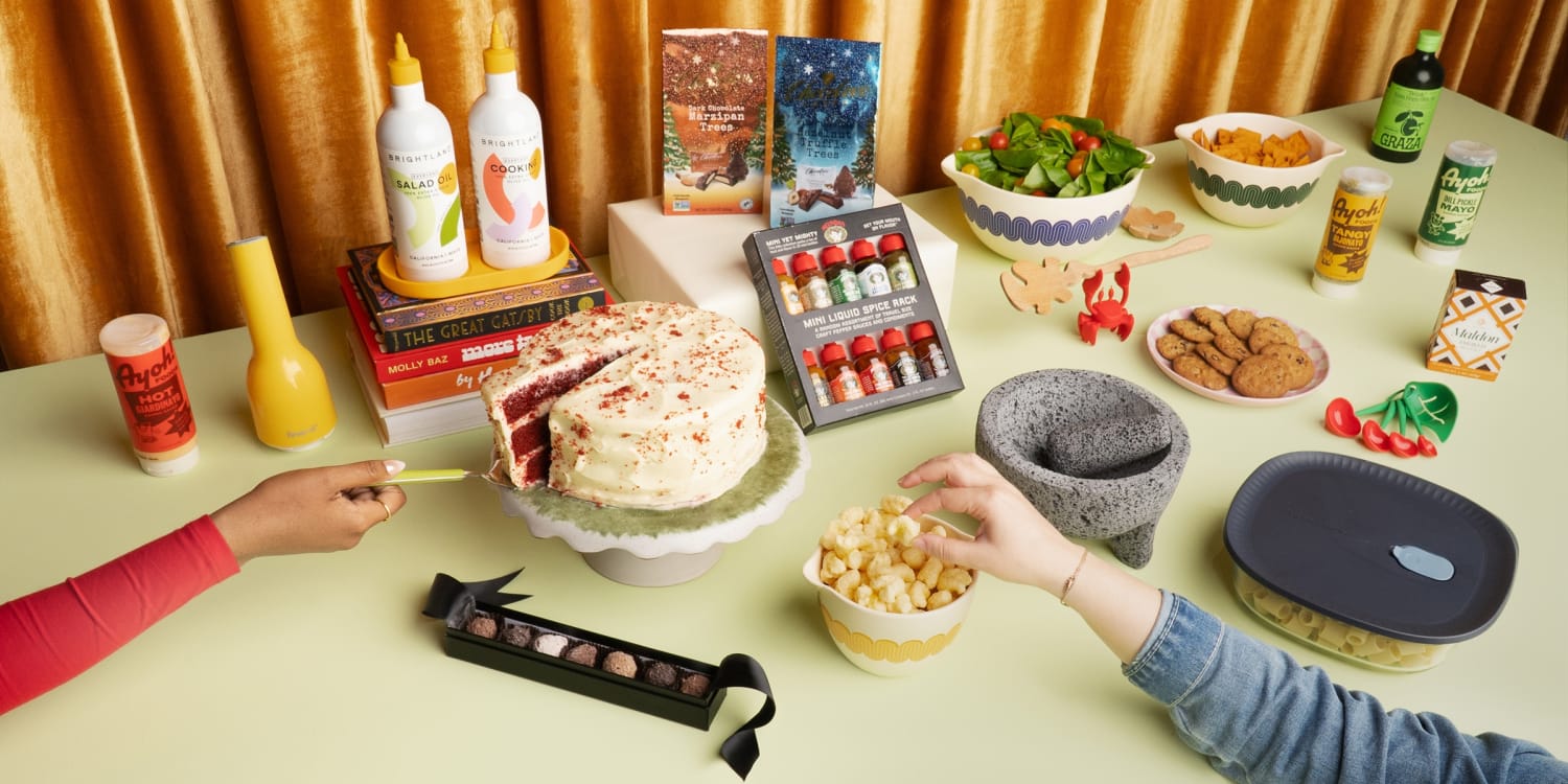 Surprise the Home Chef in Your Life With One of These Foodie Gifts