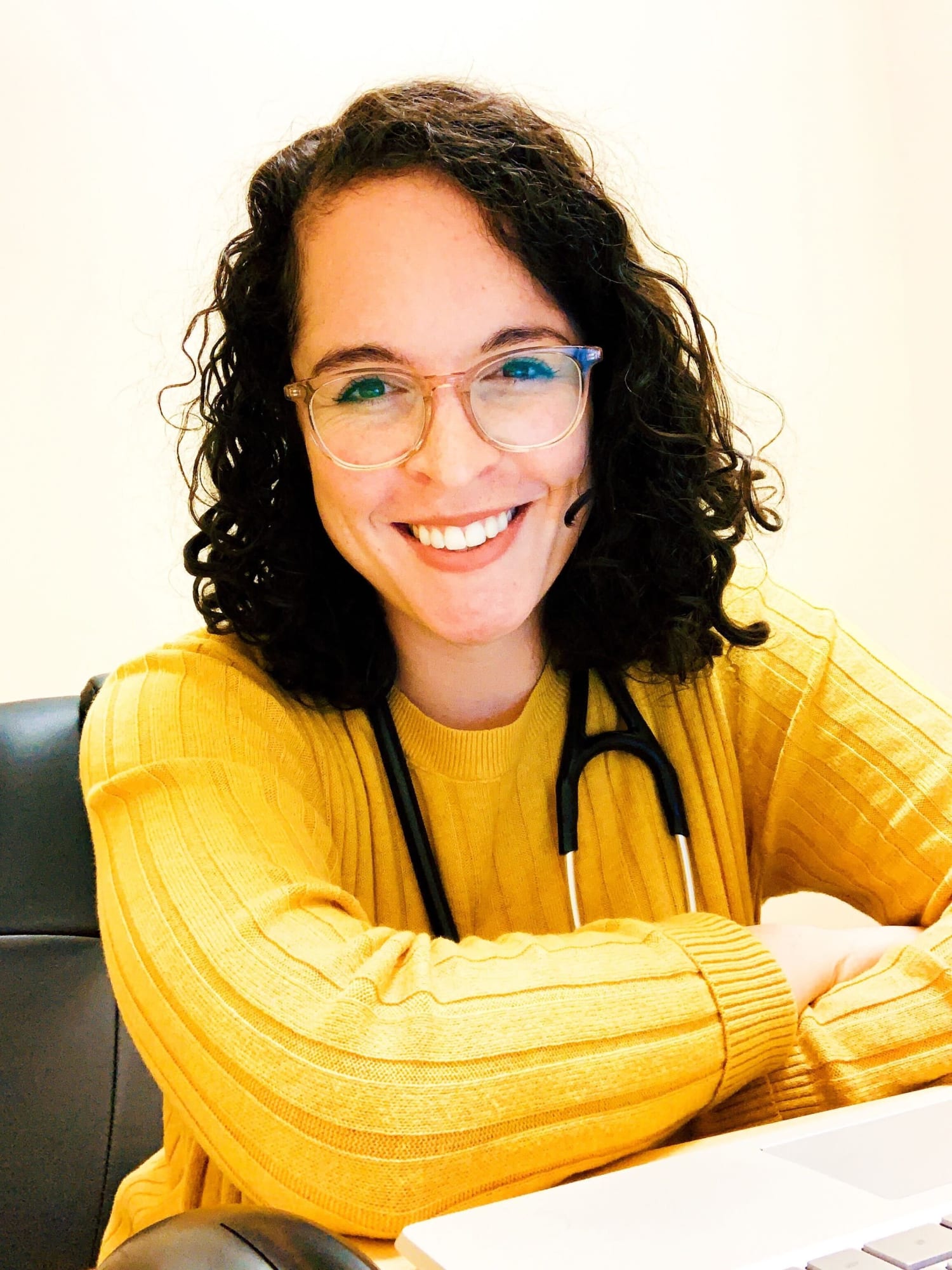 This Pediatric Nurse Warns Patients About Her 'Red Flag.' The Reaction Is 'Shockingly' Positive