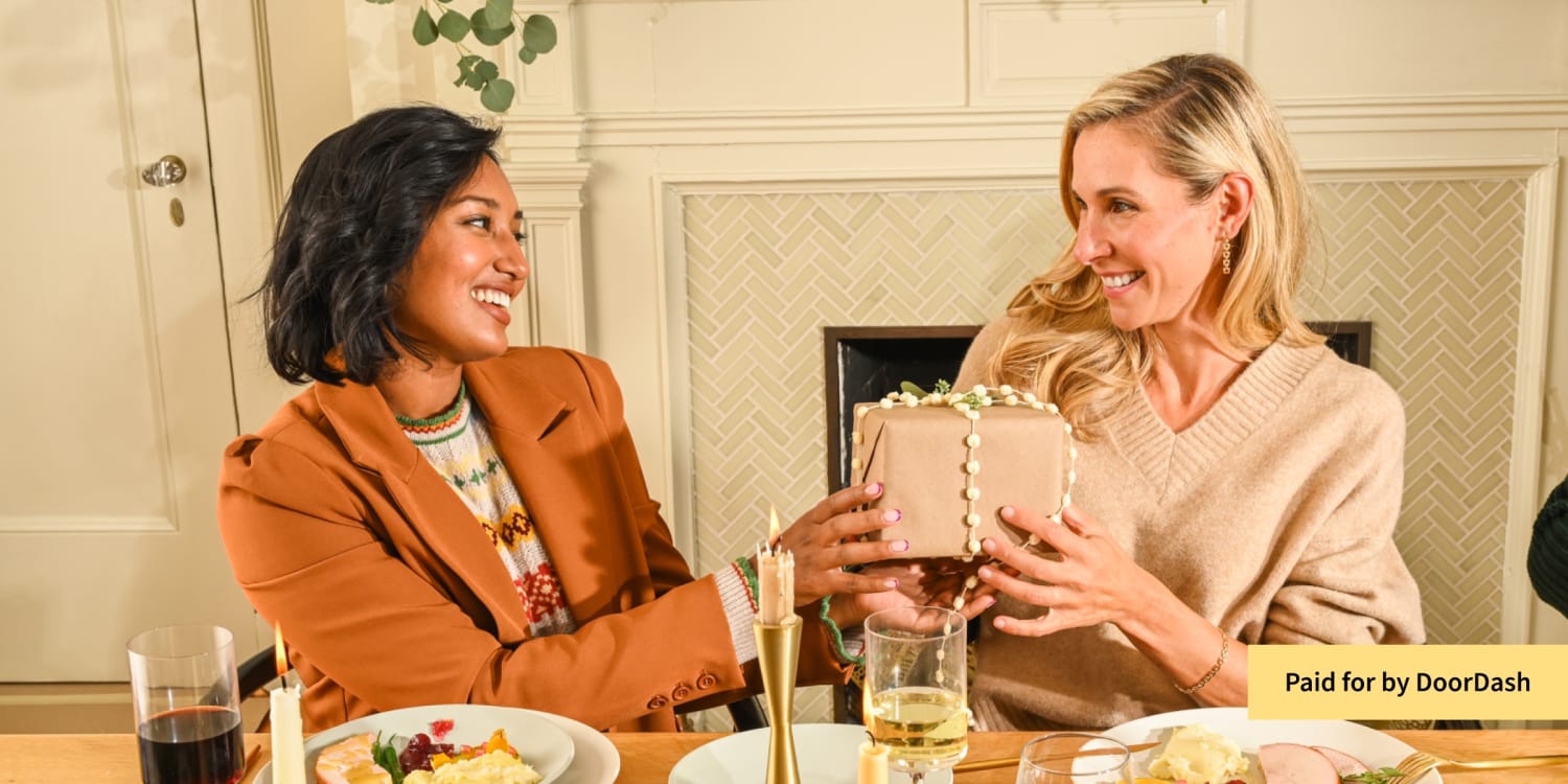 Skip Shipping and Get Last-Minute Holiday Gifts From DoorDash: Sephora, Best Buy, More