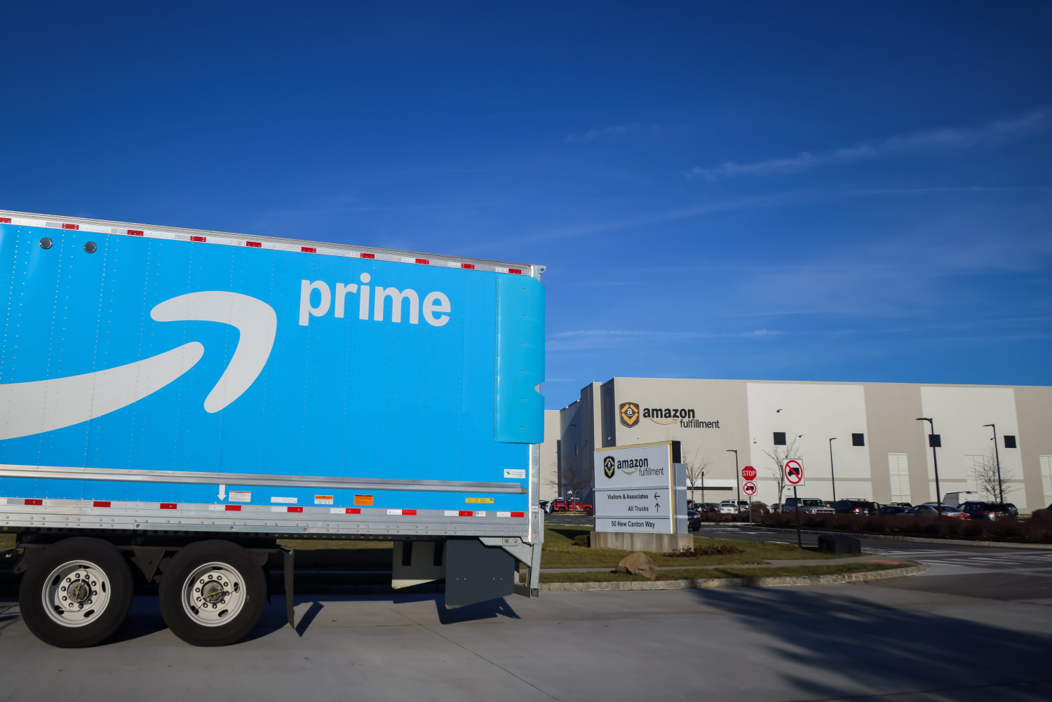 Amazon Issues $1.5B in Prime Subscription Refunds After FTC Settlement. How to Claim Yours