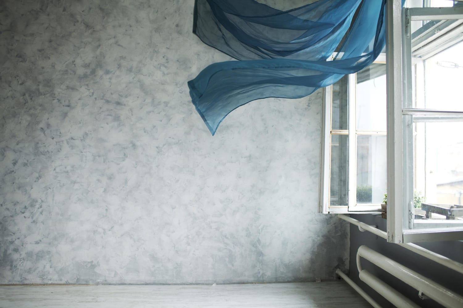 What Is House Burping and Why Are People Doing It Even in Winter?