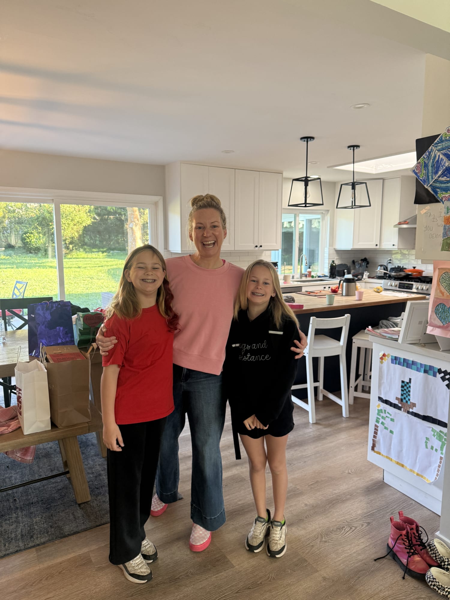 An 8-Year-Old Had a Meltdown Because Her Jeans Didn't Fit. Her Mom Responded in the Best Way