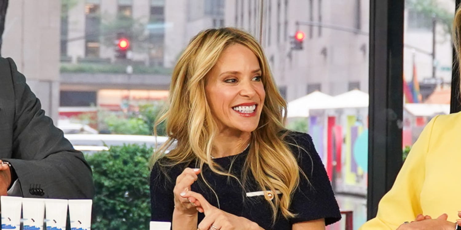 A Dermatologist Says These Are the Best Beauty Products for a Routine Reset — Shower Oils, Exfoliators, More