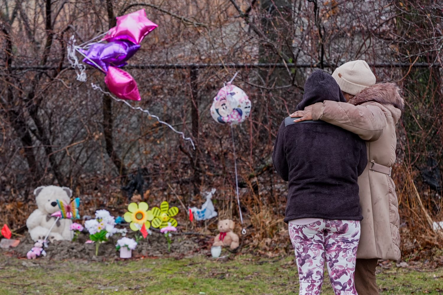 Cleveland playground now a place of mourning for two girls found in  suitcases