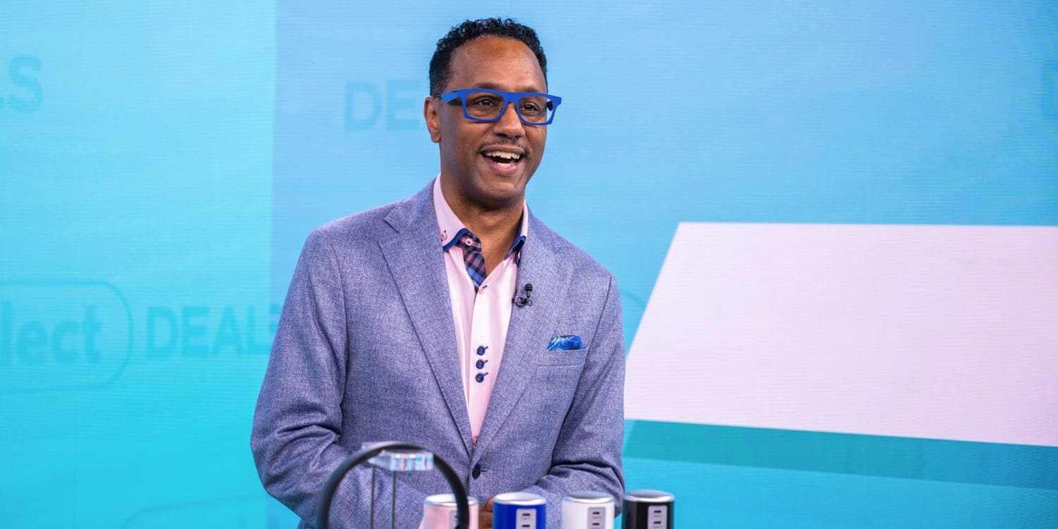 An Air Quality Detector, Electric Tea Kettle and More Expert-Approved Smart Home Upgrades