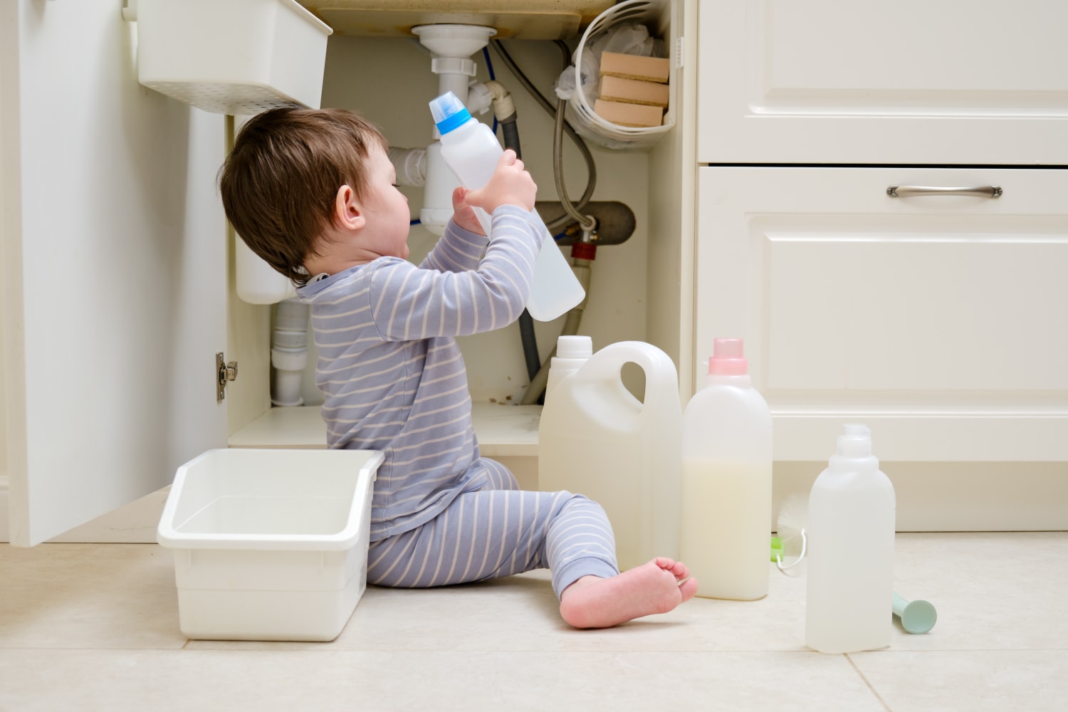These Are the 2 Most Dangerous Home Cleaning Products to Have Around Kids, New Research Shows