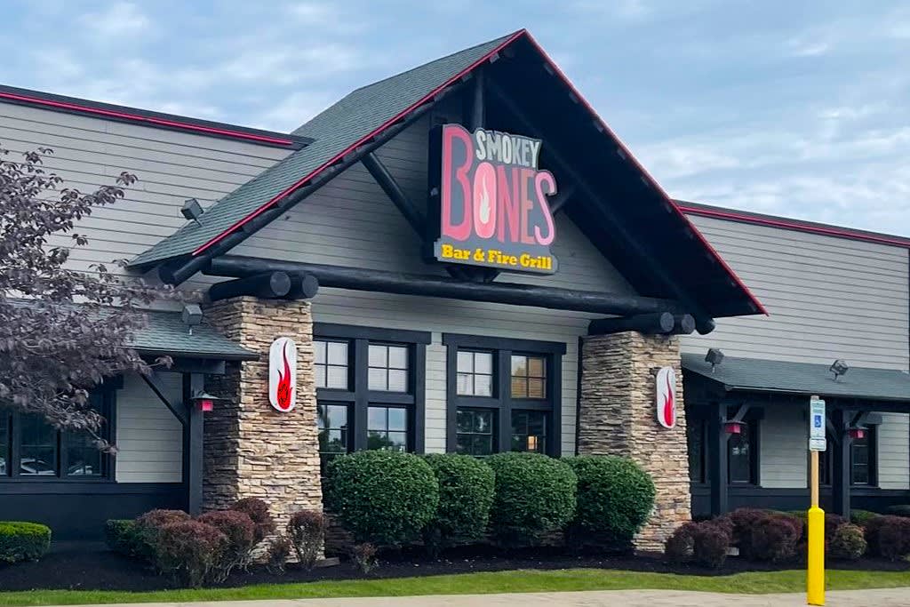 Popular Barbecue Chain Abruptly Closes All Locations Nationwide