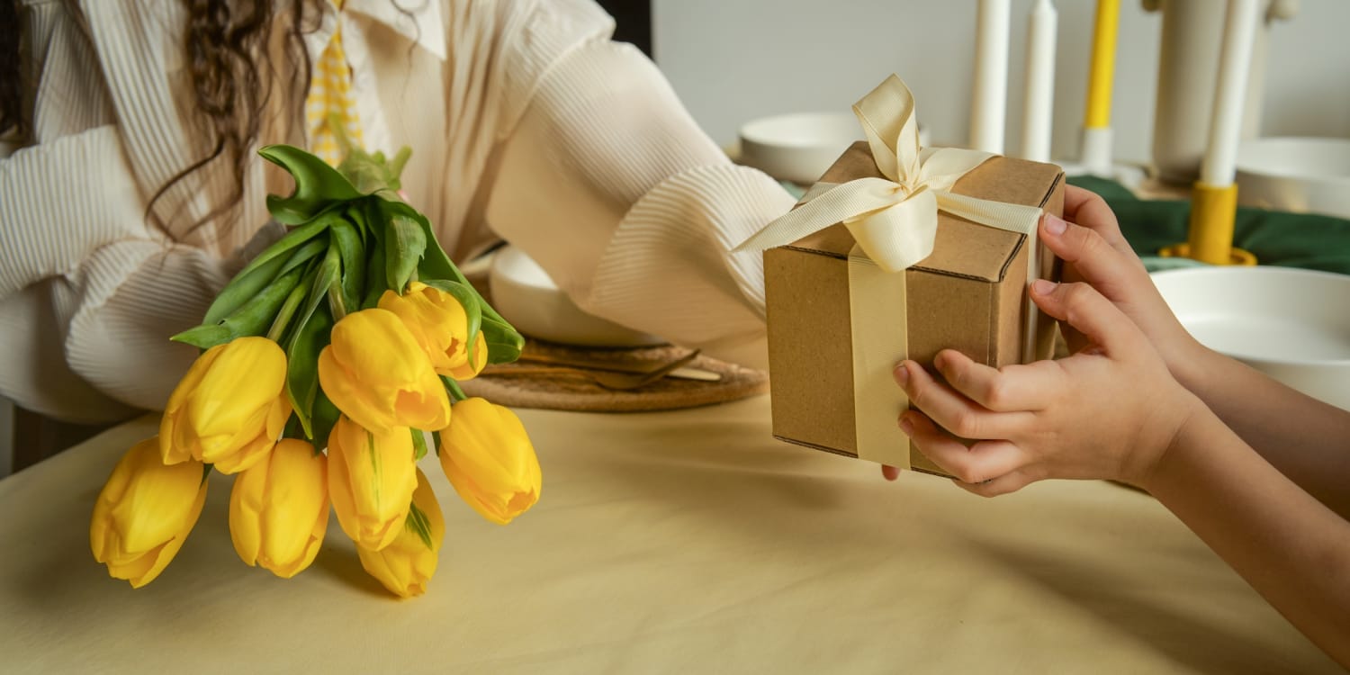 Mother’s Day Is This Weekend — Get up to 82% off Jewelry, Cozy Wear and Useful Gifts